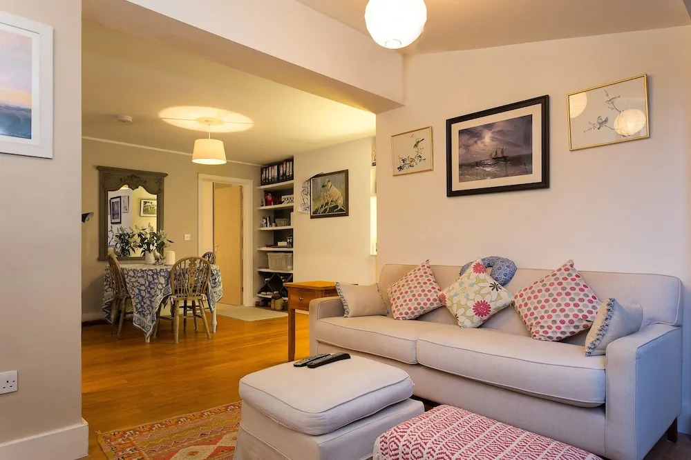 One Bedroom Flat With A Garden