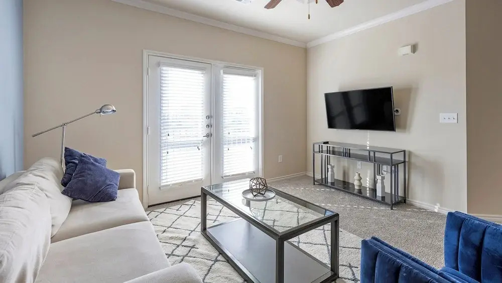 Landing Furnished Apartments near East Arlington