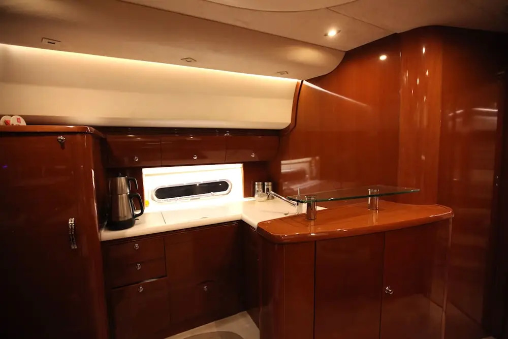 Ekimbey Yatch