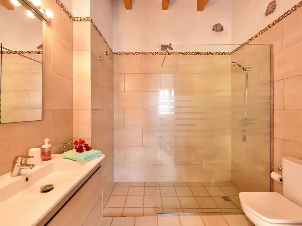 Authentic Holiday Home, Ground Floor Level, With Private Pool and Large Terrace