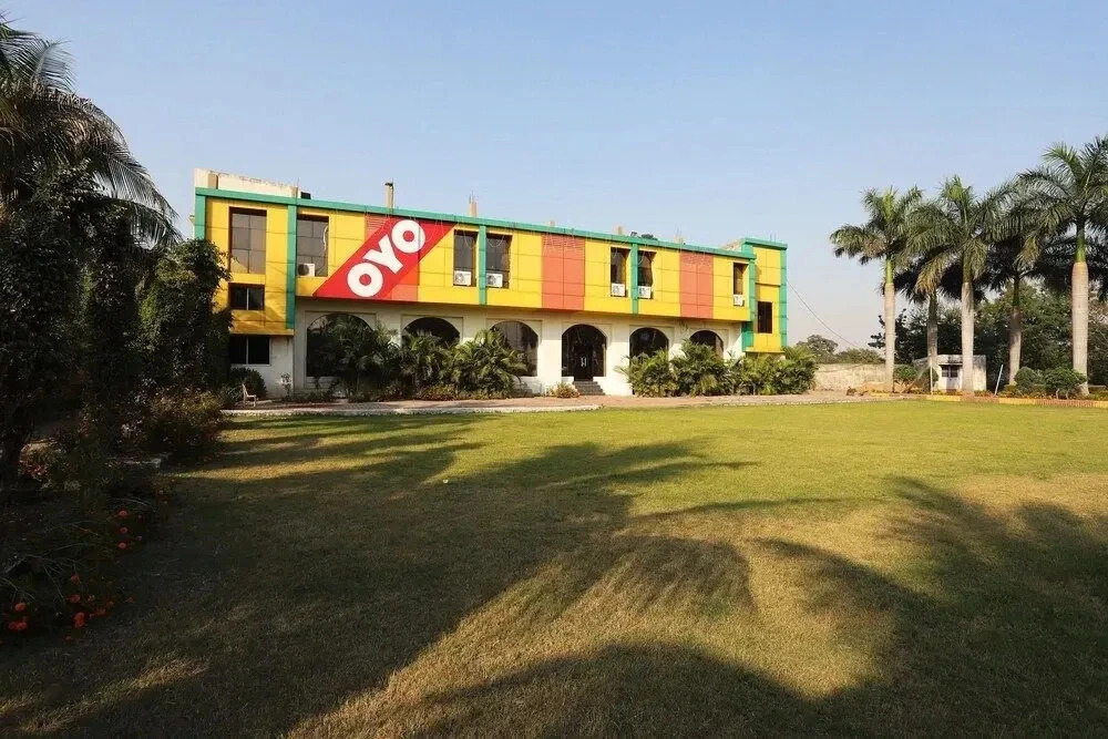 Dhotre Marriage Garden By OYO Rooms