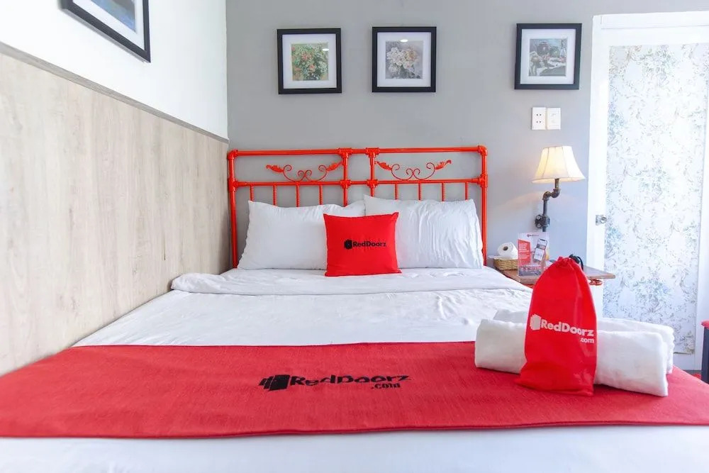 Reddoorz @ Trung Son Residence 2