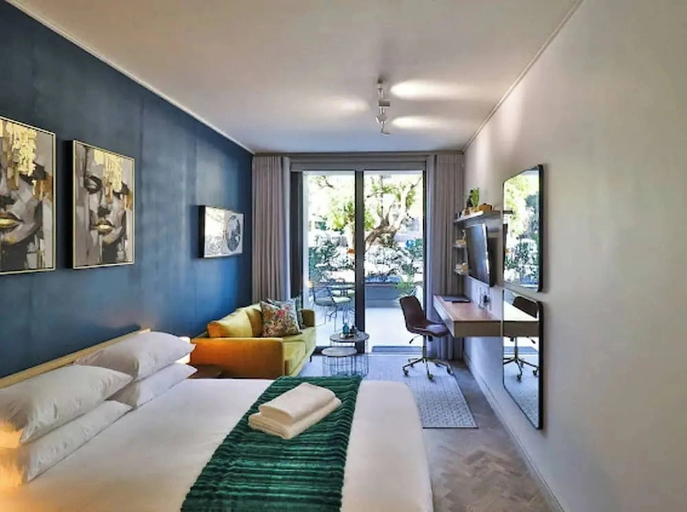 Chic Rosebank Studio, Walk to Mall &gautrain