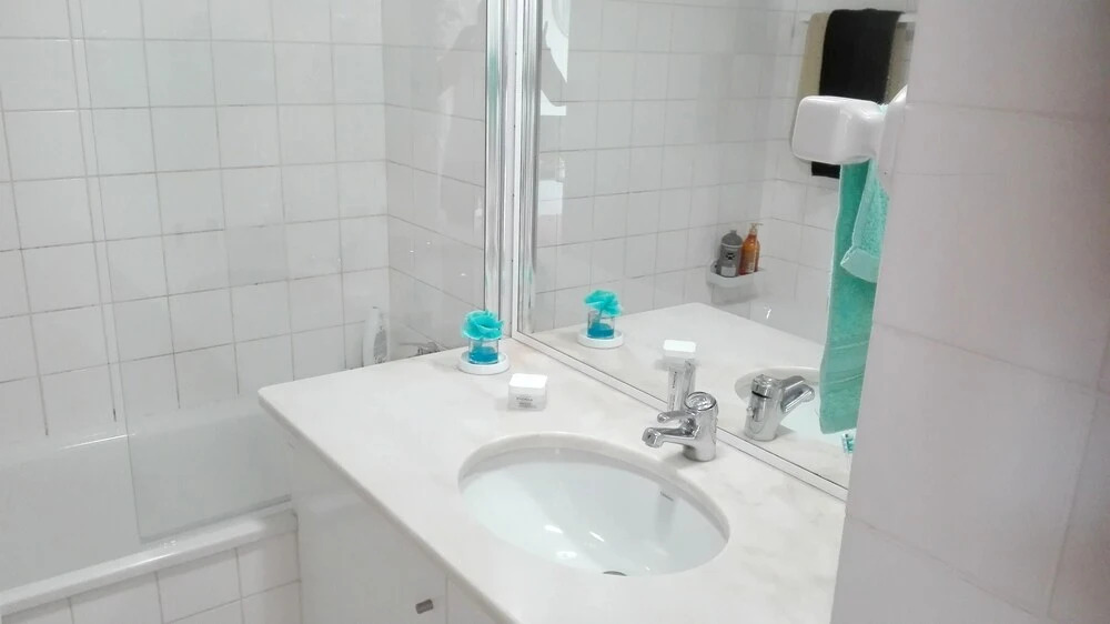 Apartment With one Bedroom in Lagos, With Wonderful sea View, Furnishe