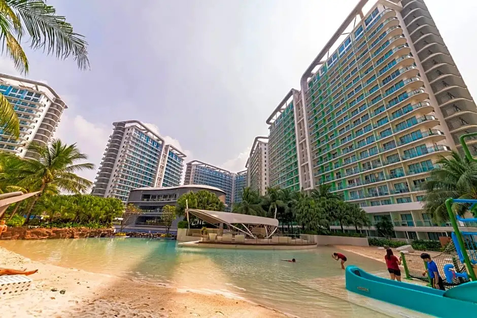 A2JSuites 1BR Azure Smart Home Suite Near Malls & Airport