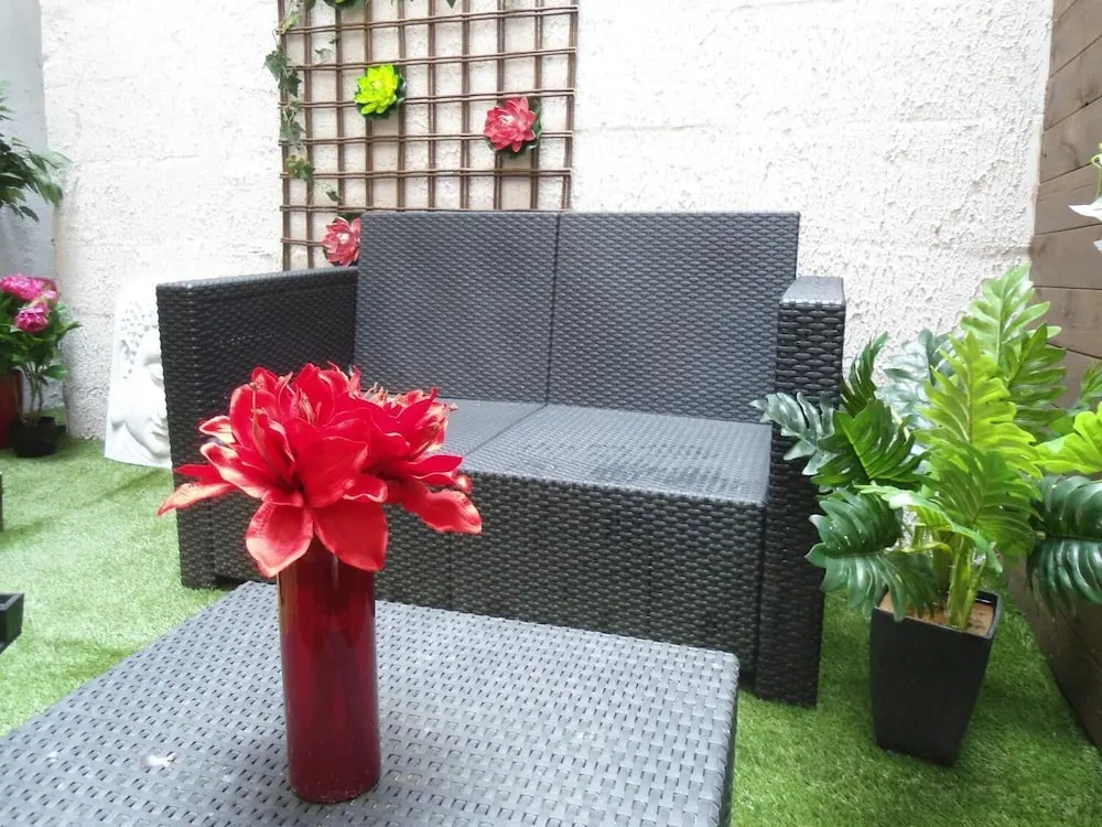 Appart Jardin en Ville