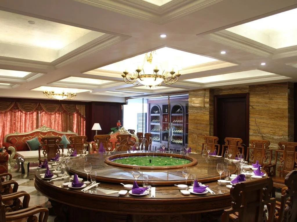 South Pacific International Hotel