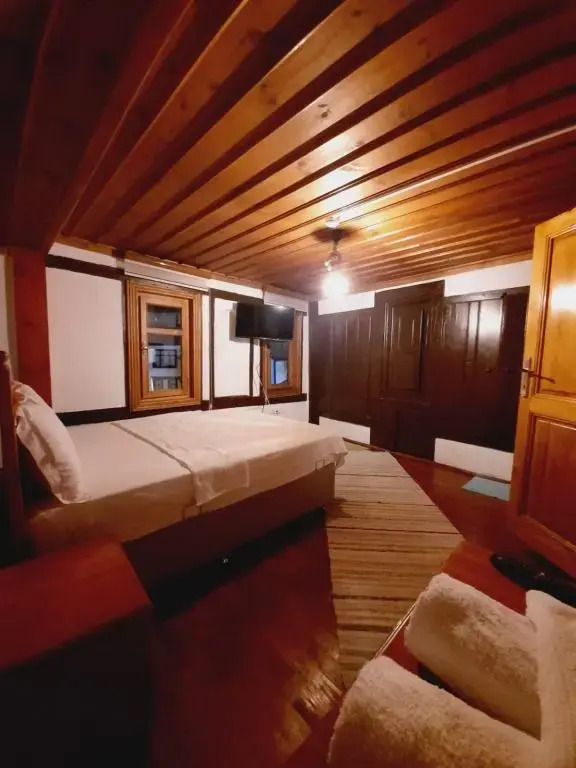 Tarihi Taşkıran Otel