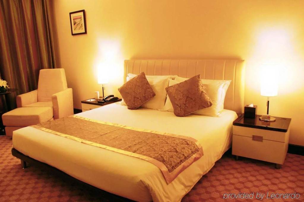 Rui Tai Hong Qiao Hotel