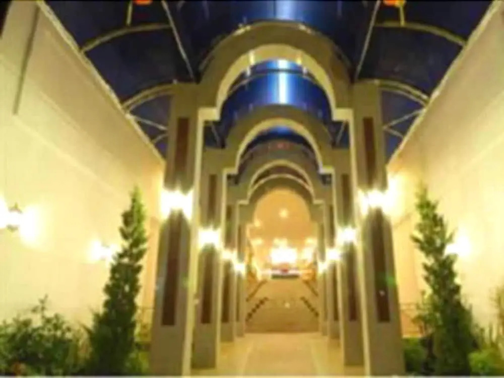 Chainat Thani Hotel