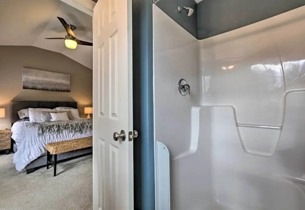 Charming Bellefonte Townhome Near Penn State!