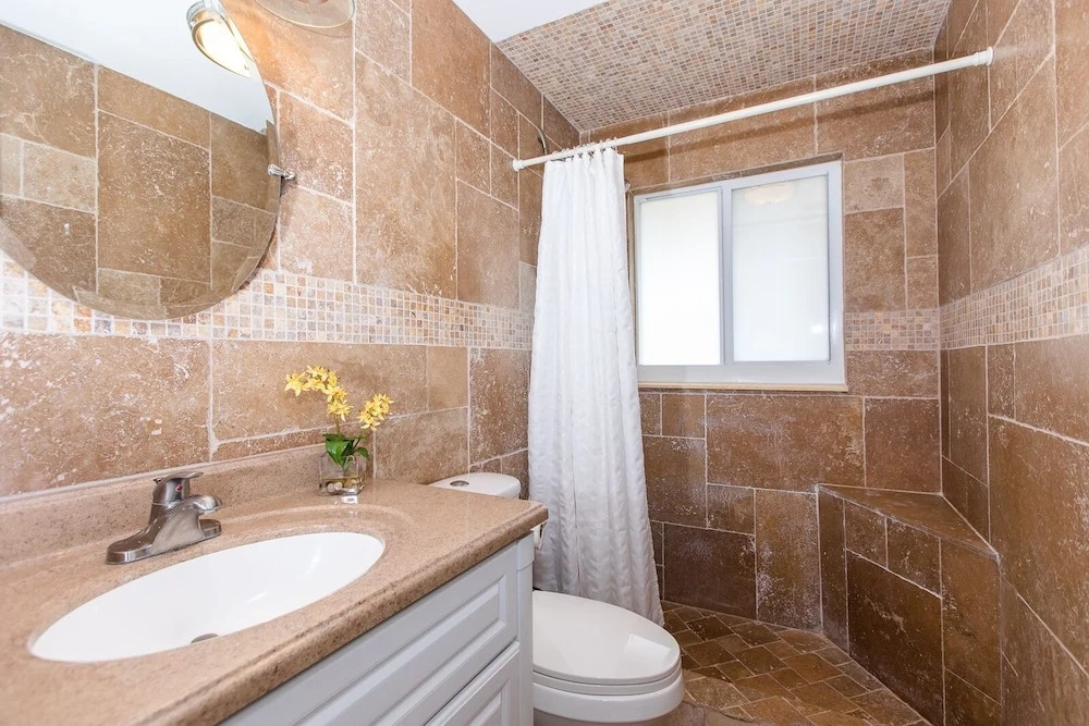 Salty Dog - Dog Friendly Home On Sanibel! 3 Bedroom Home