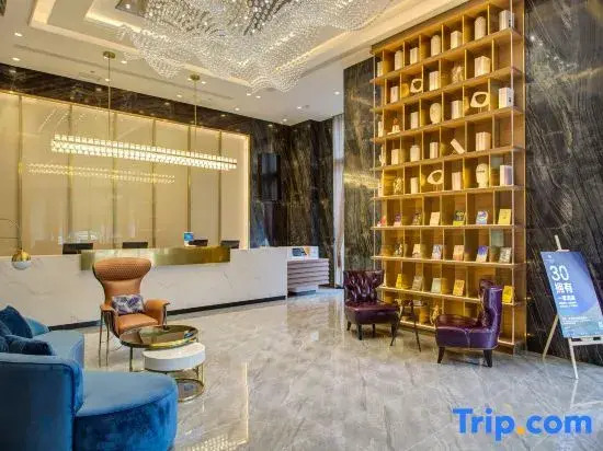 Starway Hotel (Zhengzhou Songshan Road Erqi Wanda)