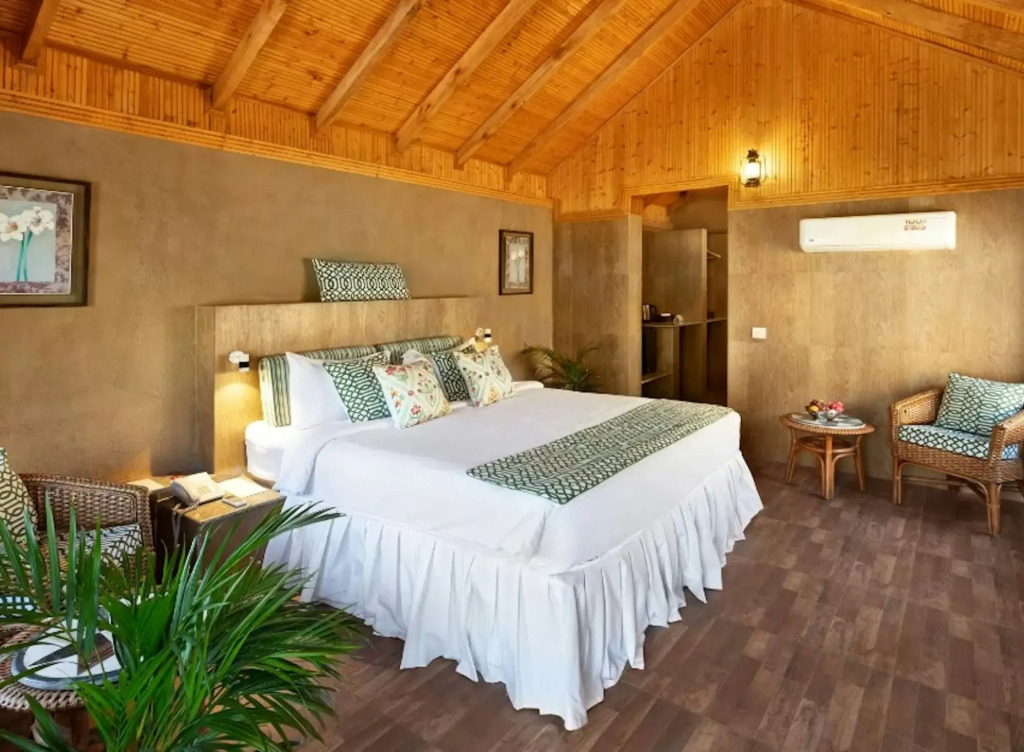 Suryavilas Luxury Resort & Spa