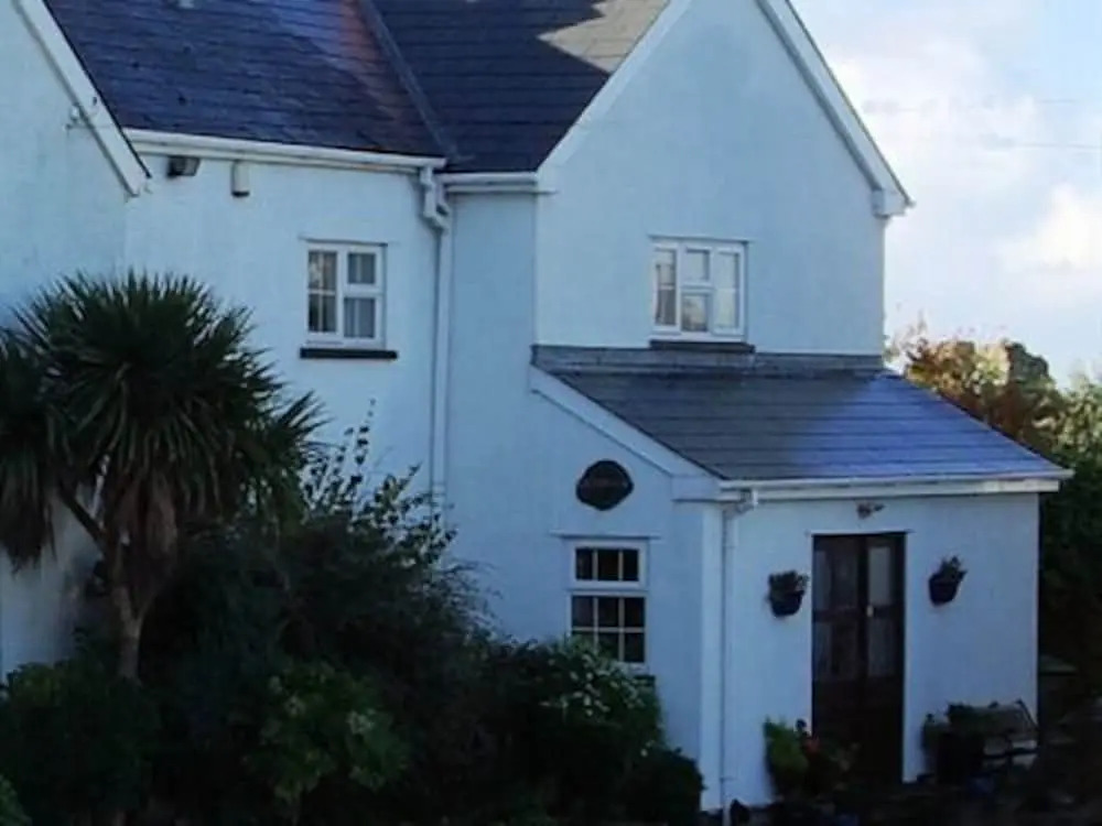 Limpert Bay Guest House