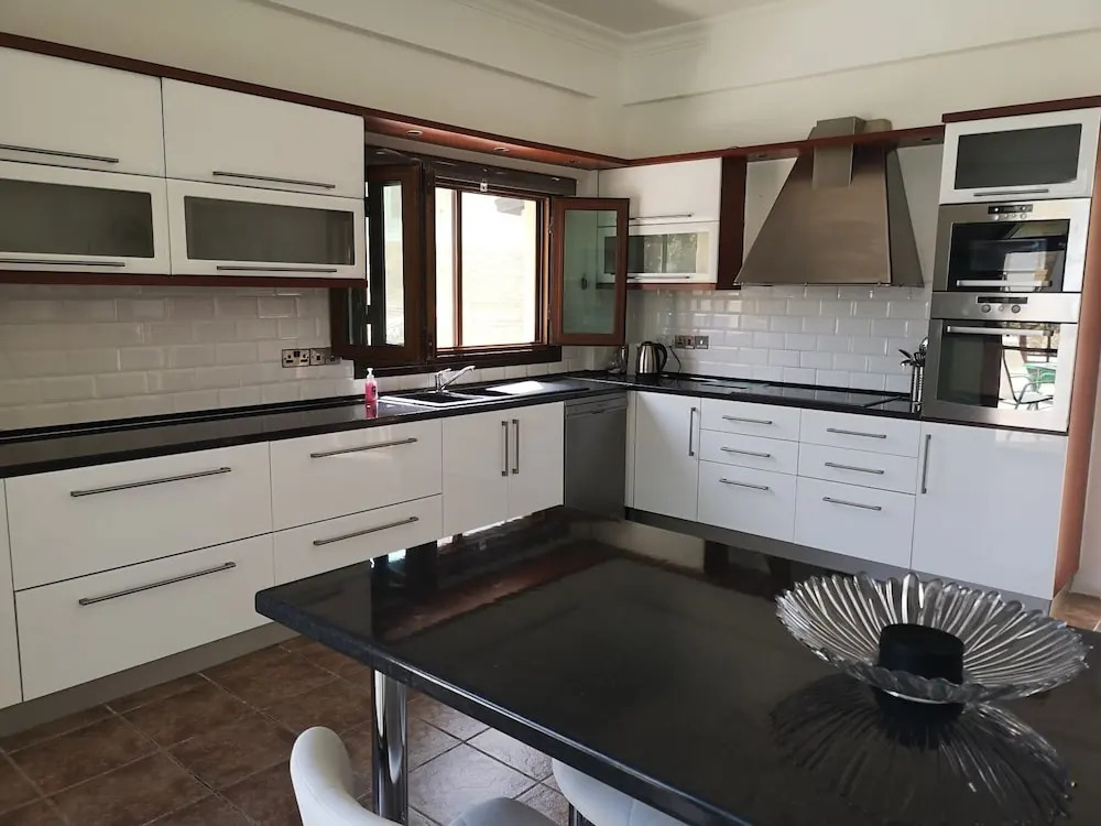 Lapta Villa