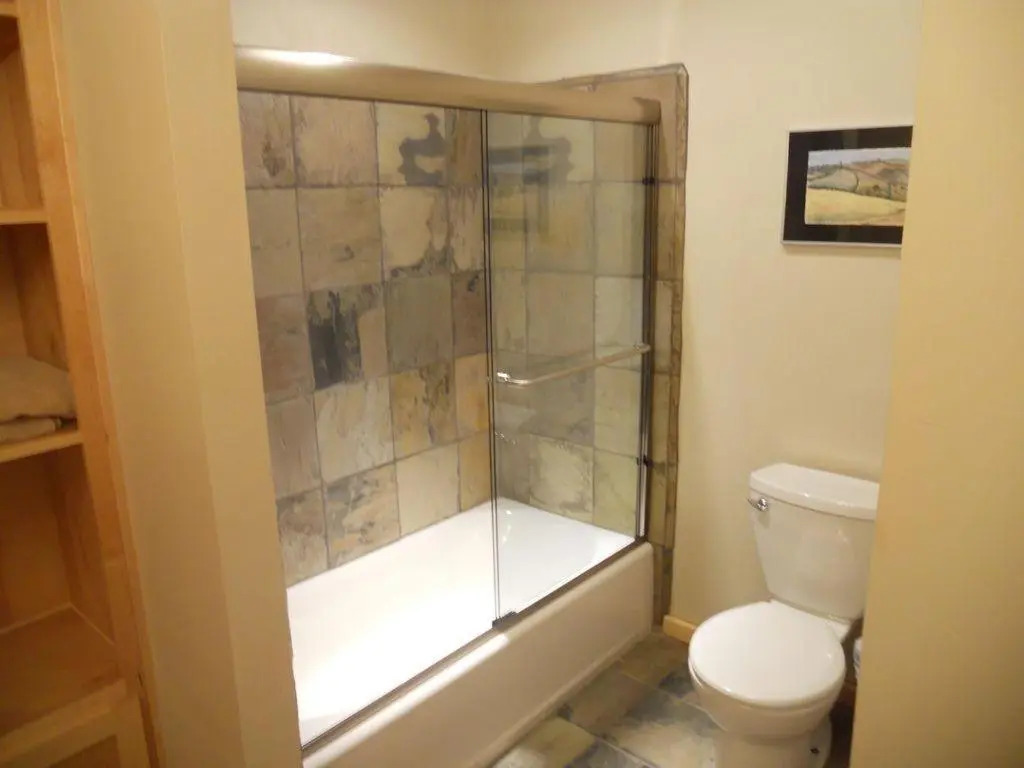 Hutsons Hideaway 1 Bedroom 1 Bathroom Apts