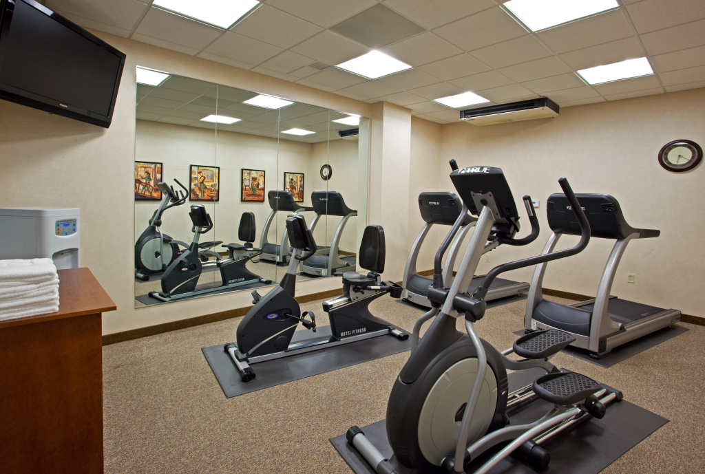 Holiday Inn Purdue - Fort Wayne by IHG