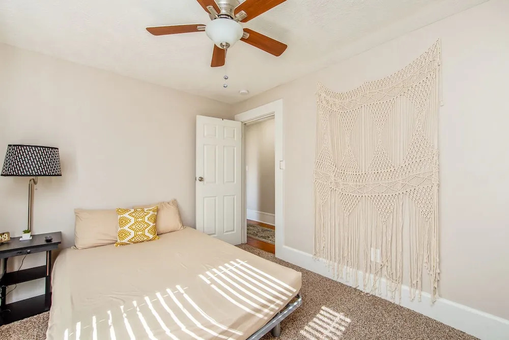 The Broadfoot Bungalow