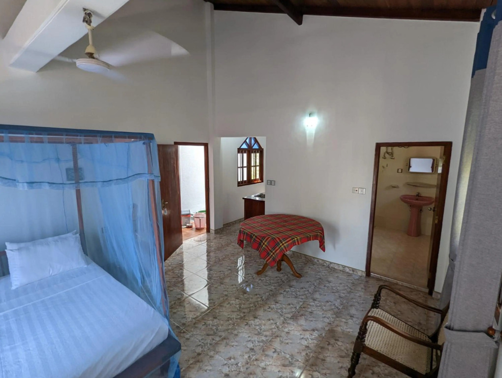 HikkaSurf Apartment