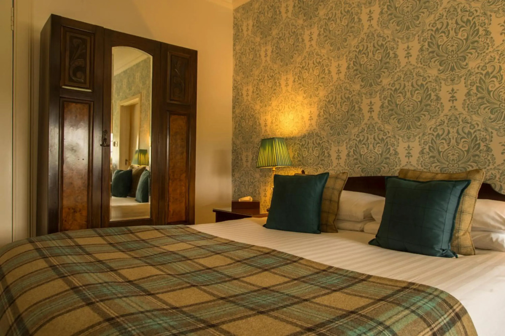 The Tongue Hotel, by Highland Coast Hotels