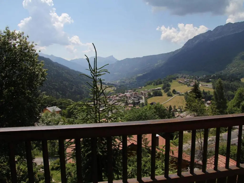 Chalet familial 5 chambres pour 8 personnes à Saint-Jean-de-Sixt - FR-1-459-160