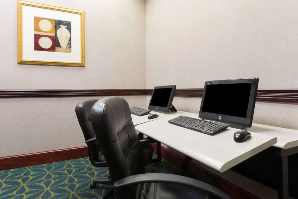 Ramada Plaza Louisville