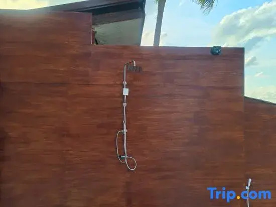 Sarana Beach Front Villas