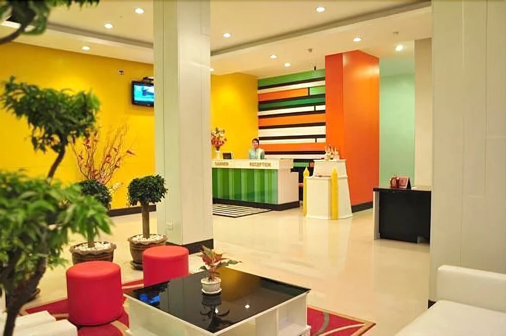 Le Platinum Residency