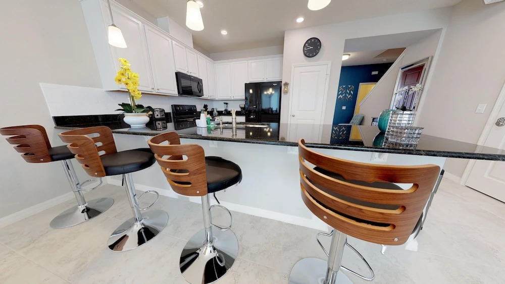Compass Bay Kwa132