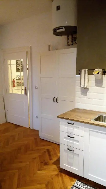 Apartment Úvoz Street 64