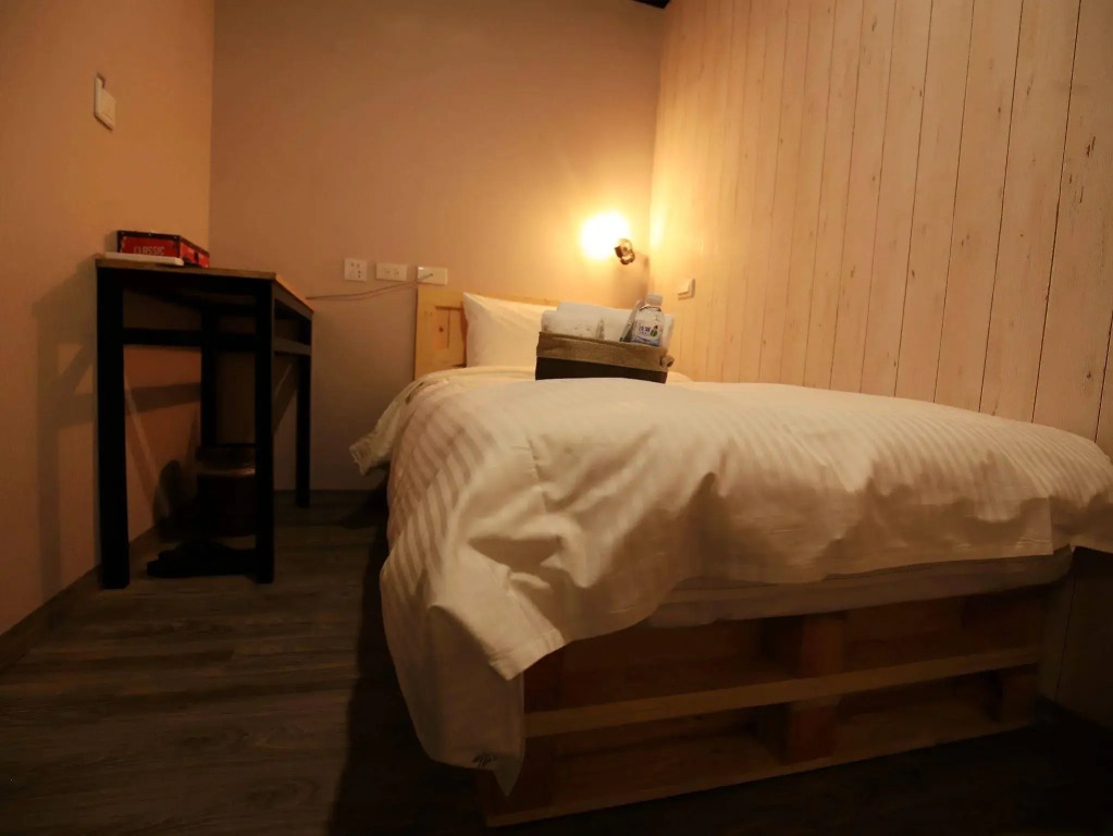 NYS Loft Hotel