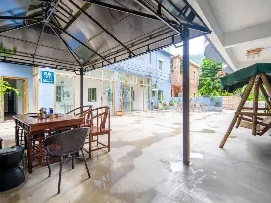 Xiangyu Hanshe B&B (Yangmeikeng Judiaosha Branch)