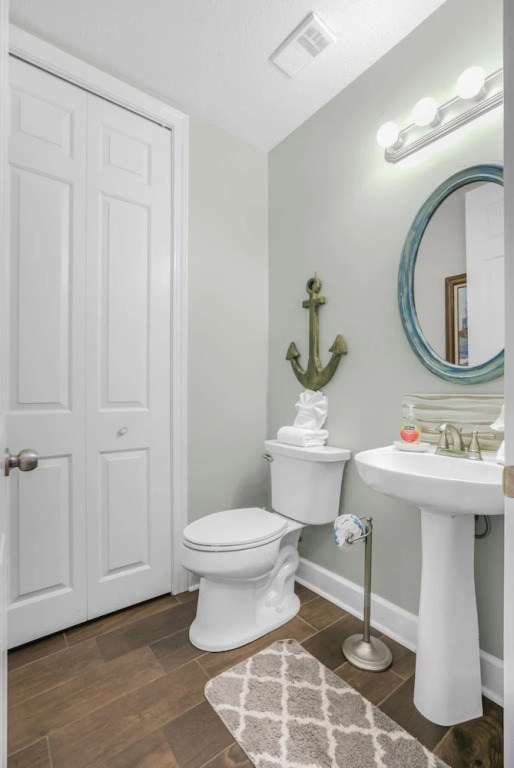 Regency Isle 806 2 BR 2 5 BA Gulf-front Sleeps 7