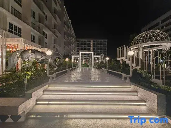 The Stallionz Signature Suites by IWH Suites