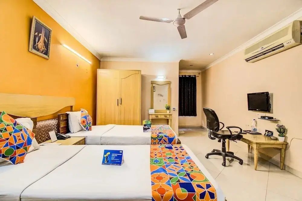 Yesmark Begumpet By FabHotel