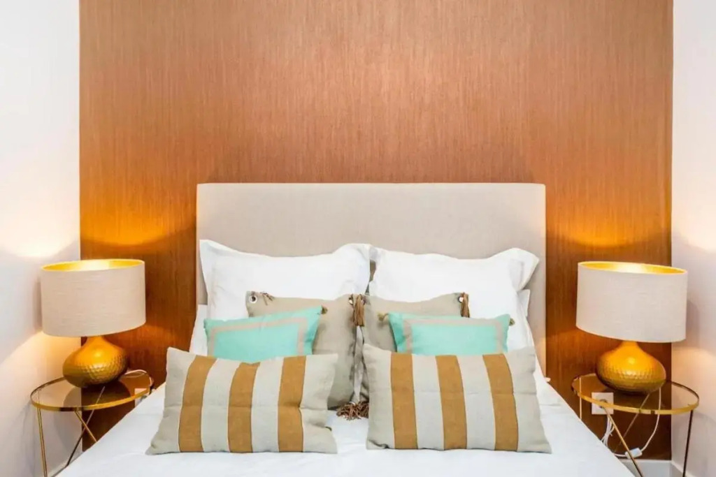 Elegant 2 Bedroom Apartment in Iconic Alfama!