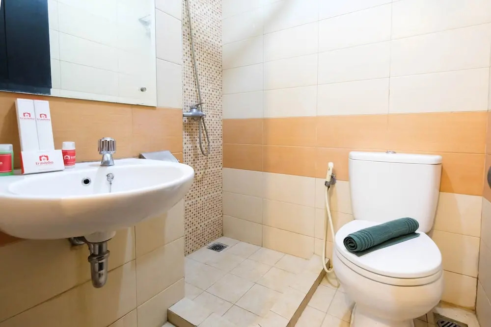 Homey 1br Gardenia Boulevard Apartment Near Pejaten Village