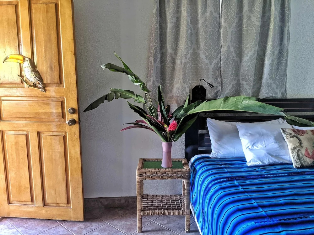 Seaside Inn Roatan