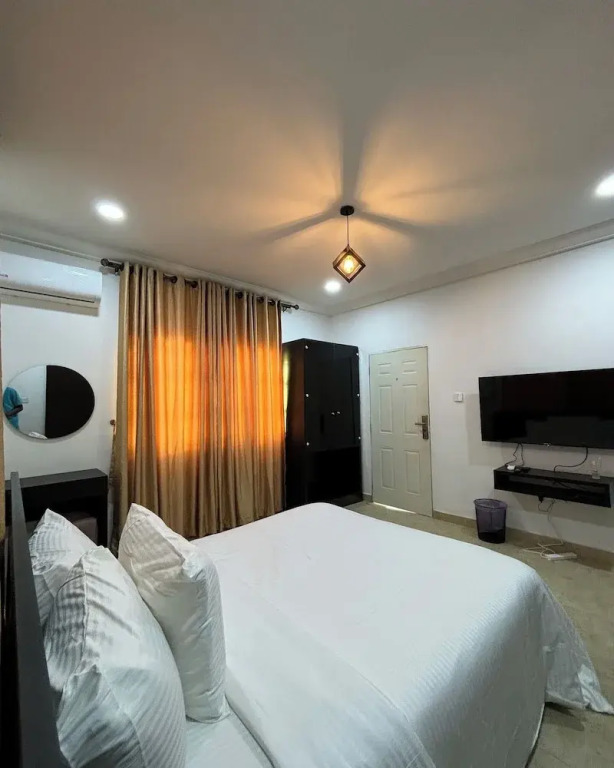 Trance Hotel
