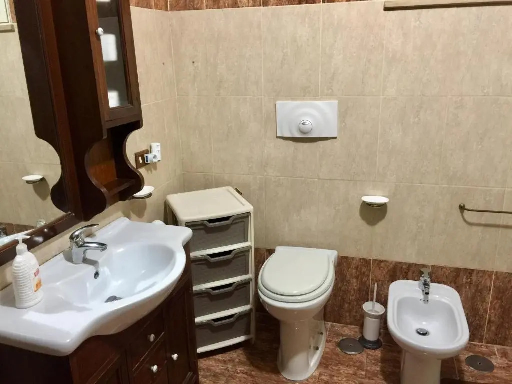 Miseria E Nobilta Apartment