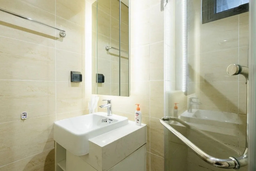 Hanoi DCapitale Luxury Serviced Apartment