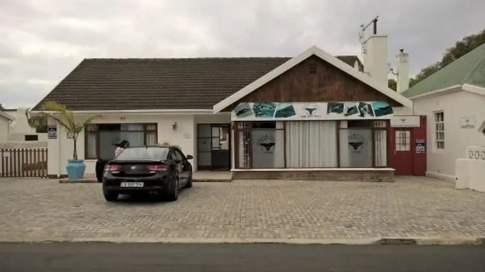Whale Coast Lodge