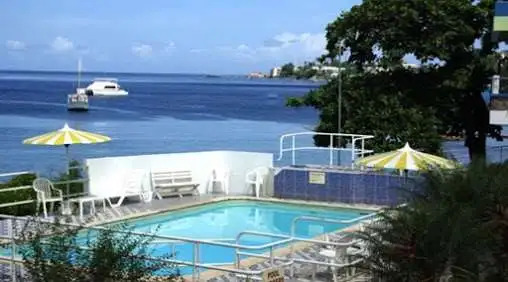 Evergreen Hotel