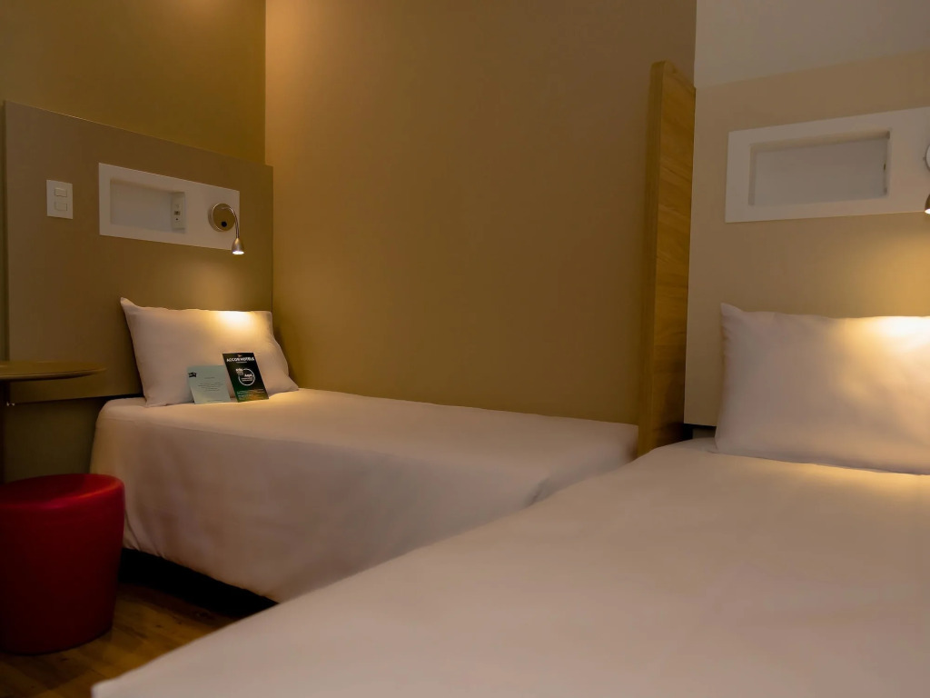 Ibis Budget Lorena - Circuito da Fé