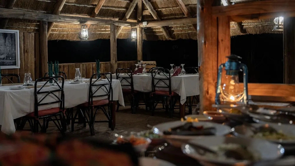 Mashatu Tent Camp - Mashatu Game Reserve