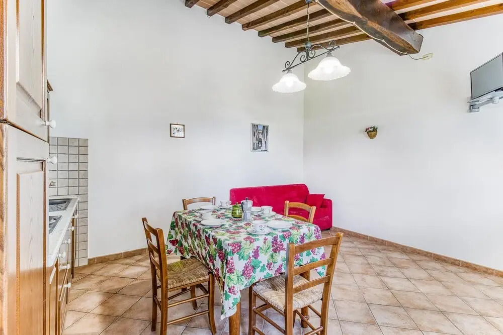 Grano Apt With Pool Near Volterra