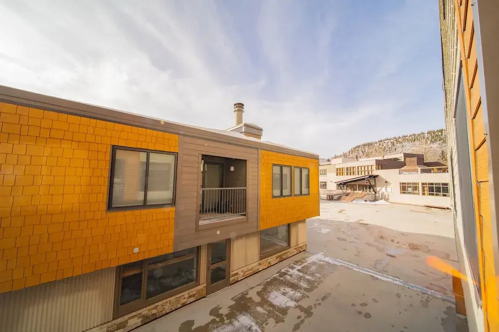 Edgewater 1444