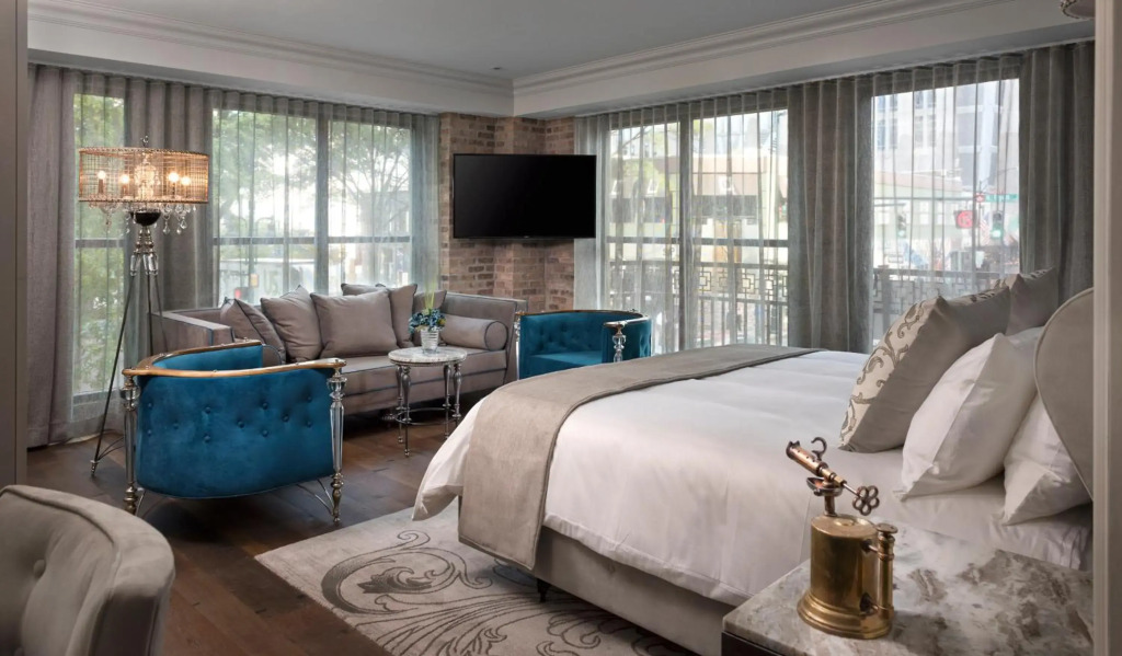 The Iveys Hotel