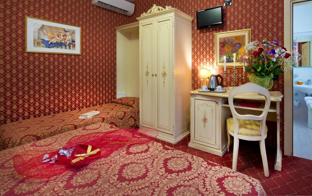 Hotel Mignon